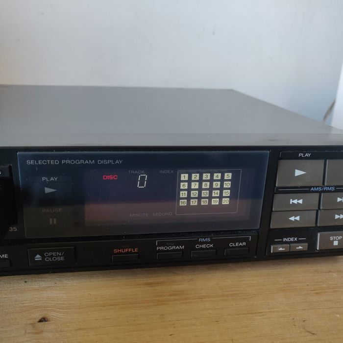 Cd player  Sony CDP-35-defect