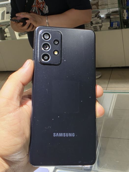 Samsung Galaxy A52