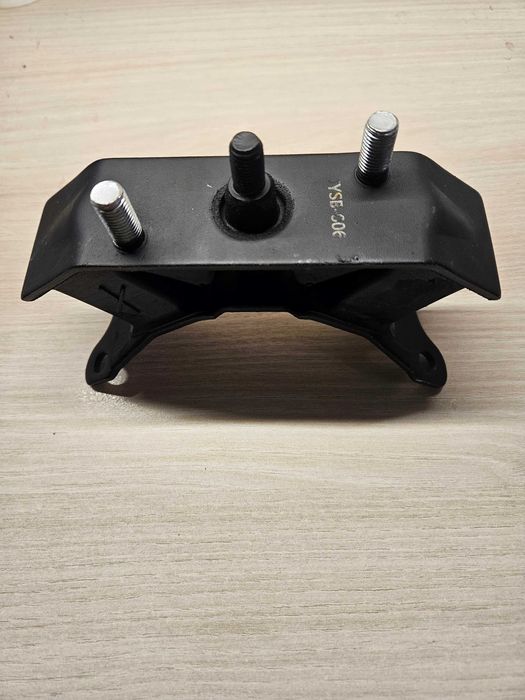 Тампон 41022AG100 ZPSSB006 Subaru двигател