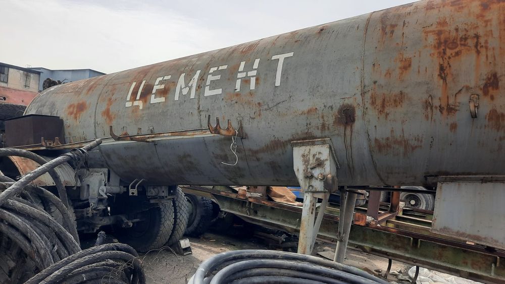 Цементовоз зил 14т