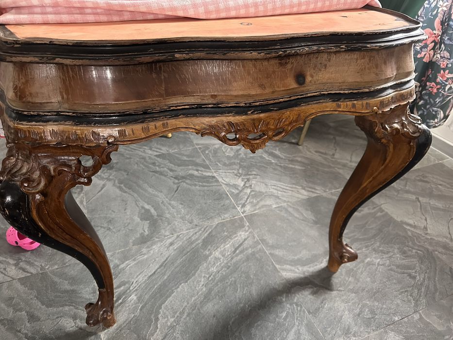 Vand masa lemn masiv veche lucrata manual