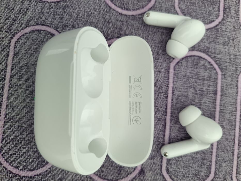 Продам наушник Хуавей HUAWEI