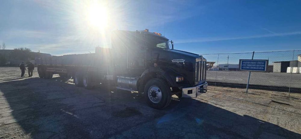 Продается Kenworth магистральный  тягач