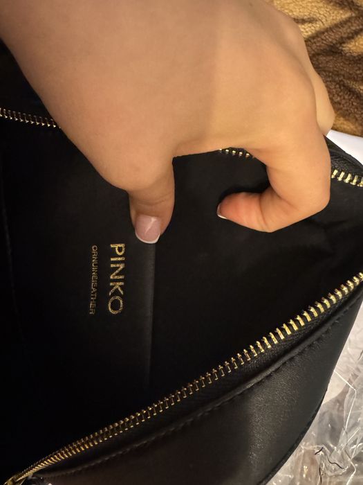 Кожена раница Pinko