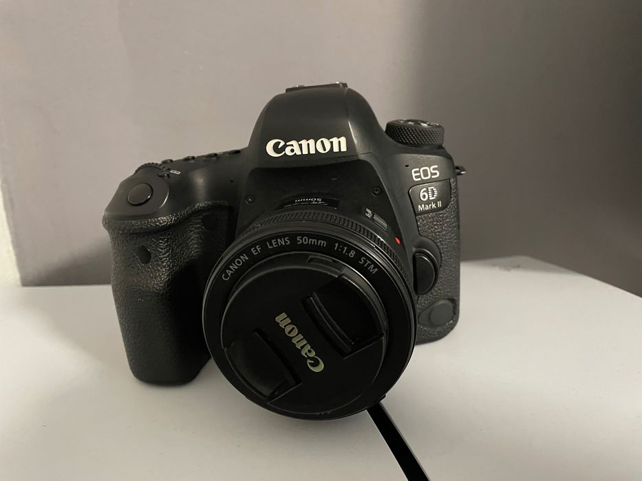 Canon 6D Mark II body +obiectiv