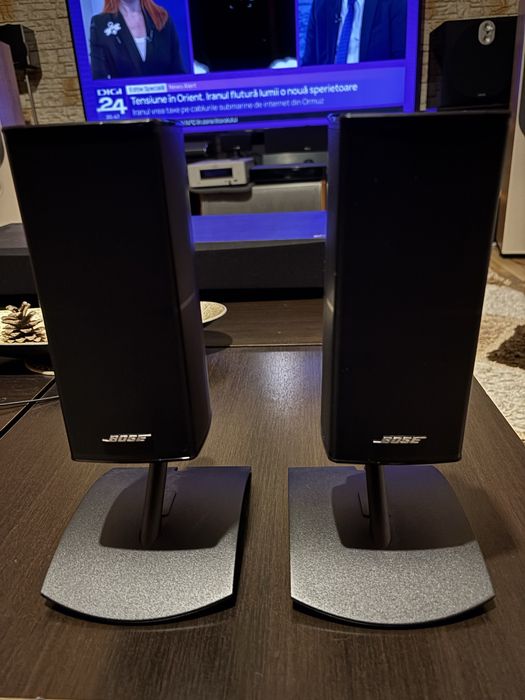BOSE Jewel Cube Series II Boxe/Sateliți Premium Putere 2x200W cu Standuri sau Suporți de perete si cabluri Originale Preț de MAGAZIN 800 Dolari