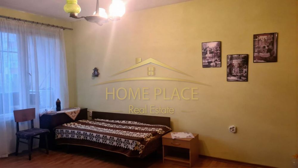 Едностаен апартамент - Владислав Варненчик