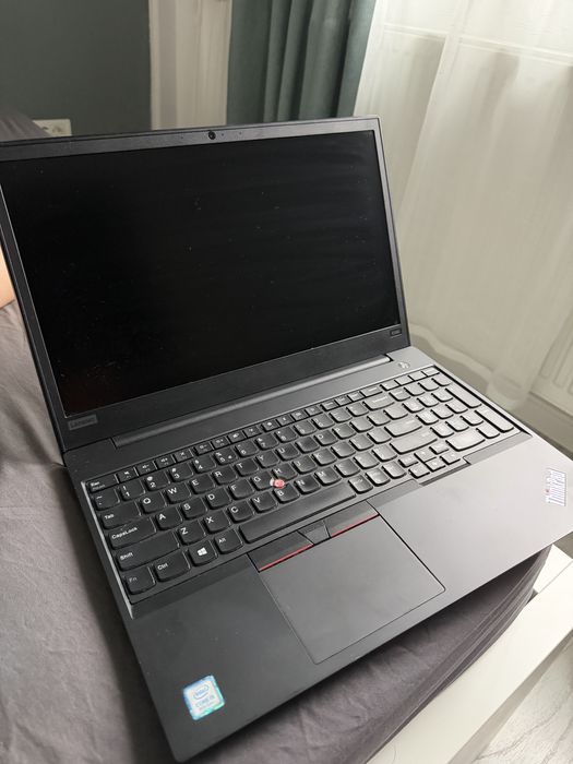 PC Laptop Lenovo E580