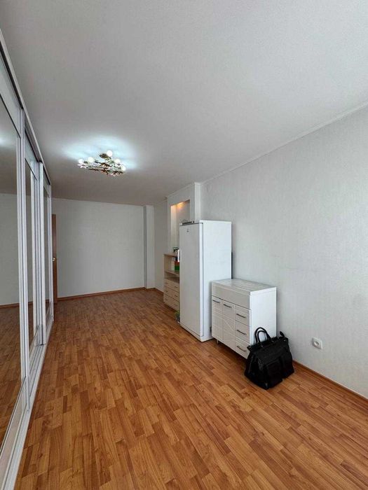 Продам 3-комнатную квартиру