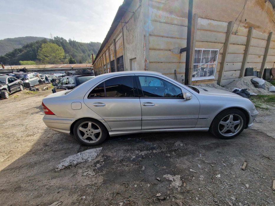 Mercedes W203 C270CDI 170кс AMG пакет навигация автоматик НА ЧАСТИ!