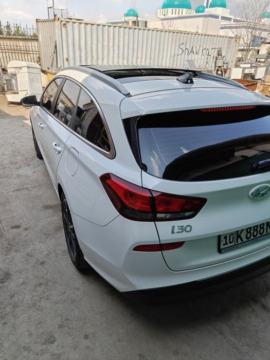 Hyundai i30 Premium в отличном состоянии