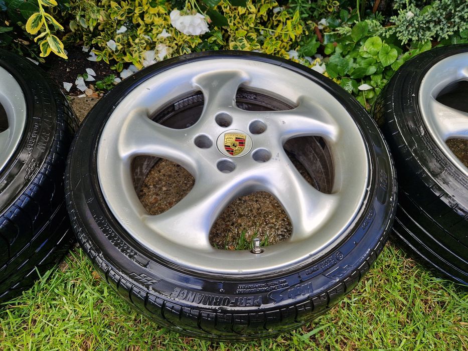 RH Turbo ( Porsche ) Twist