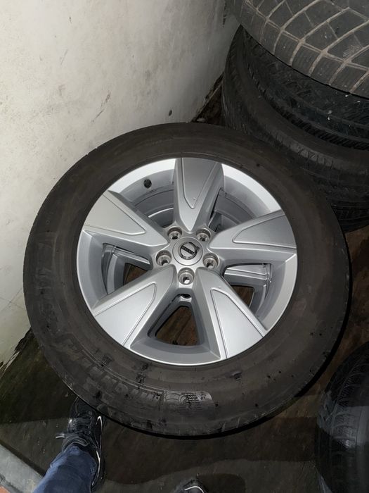 Jante Volvo XC40 anvelope vara 235/60R17 17”
