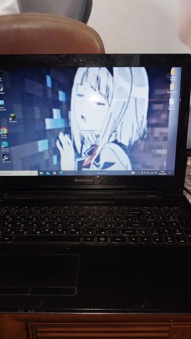 Продам ноутбук б/у