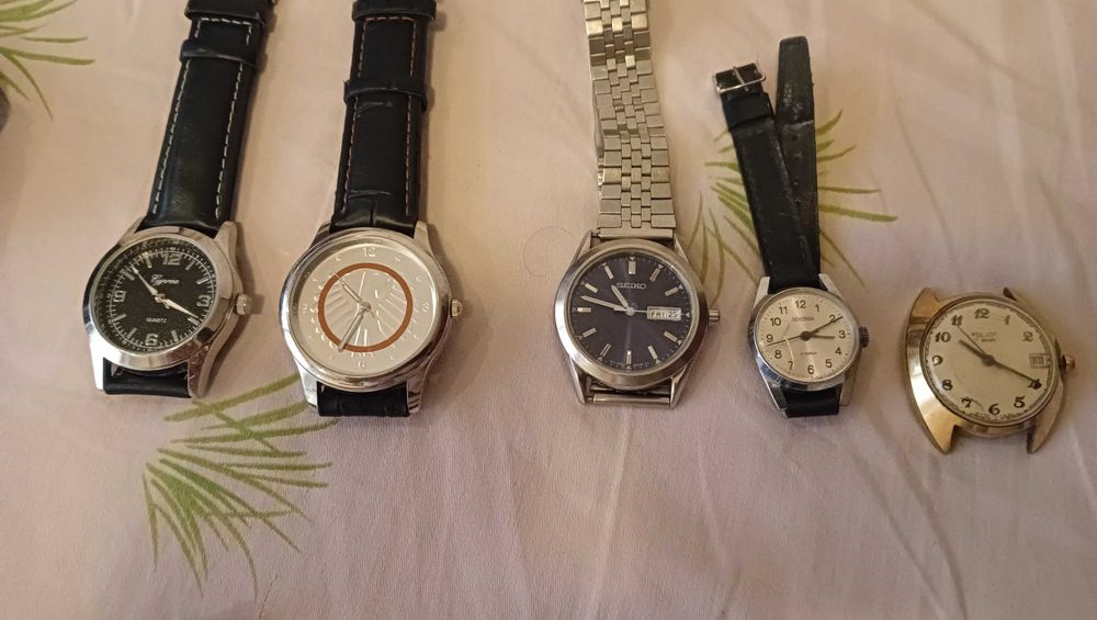 ceasuri mecanice,electronice,smart