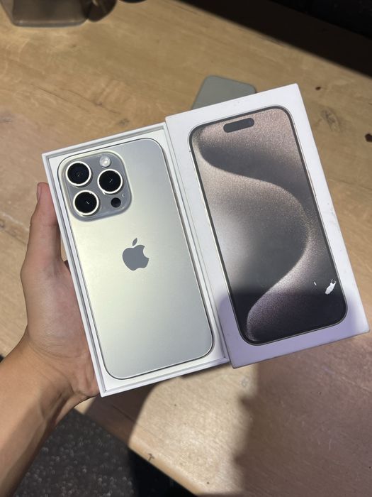 iPhone 15 pro идеальный прям