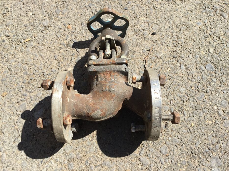 Продам кран для водоснабжения