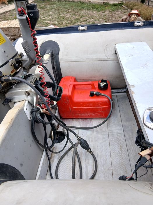 Лодка мотор колесар с регесрация