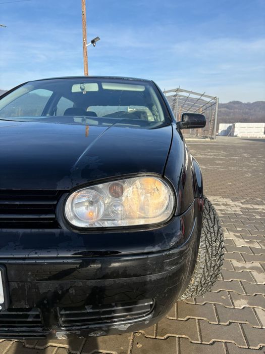 VW Golf 4 |2003 |1.6 Benzină |Stare foarte bună
