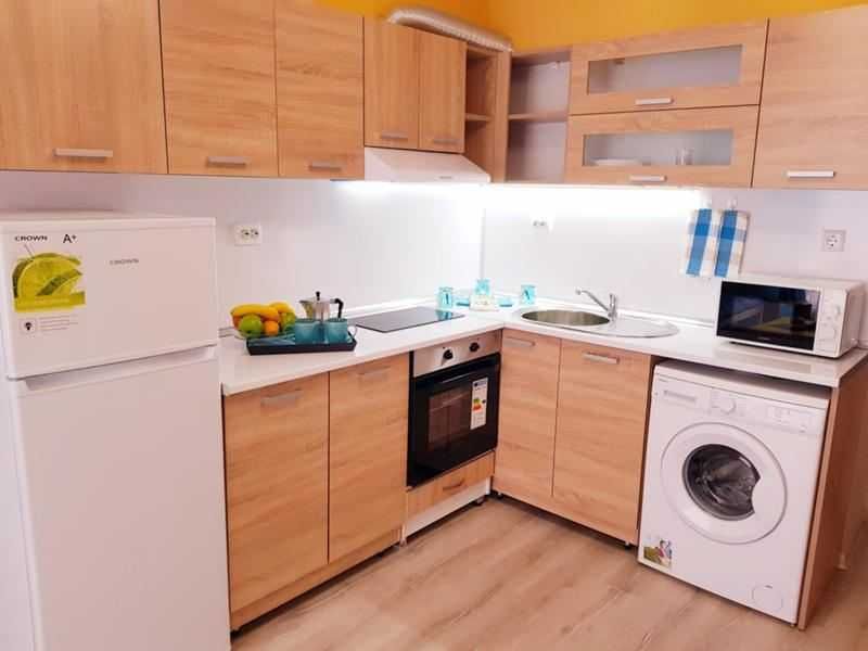 Дава се под наем Тристаен апартамент в Пловдив, Кършияка - 70 кв.м за 360 € - Снимка #1