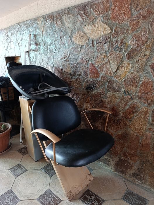 Salon uchun kreslo