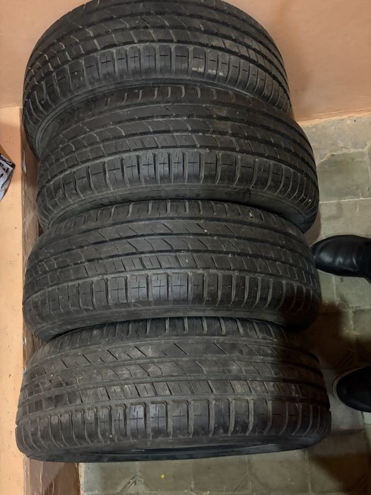 Подам шины на 15 размер