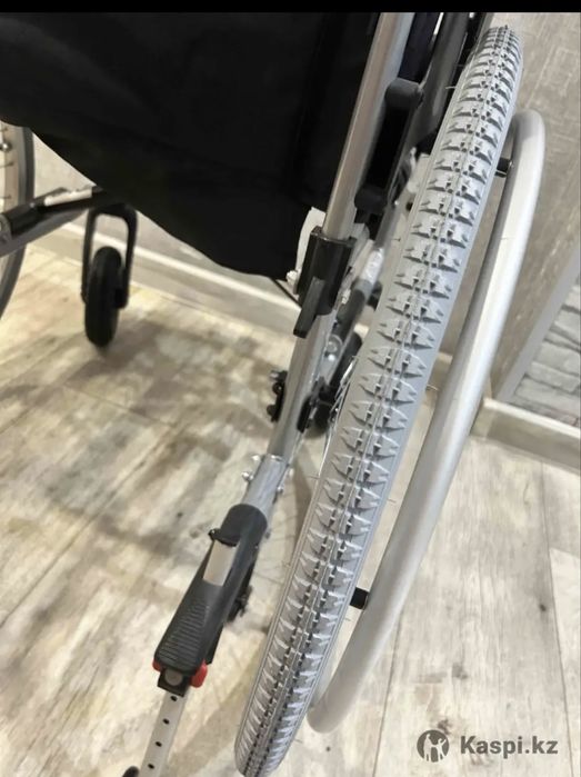 Инволидная коляска