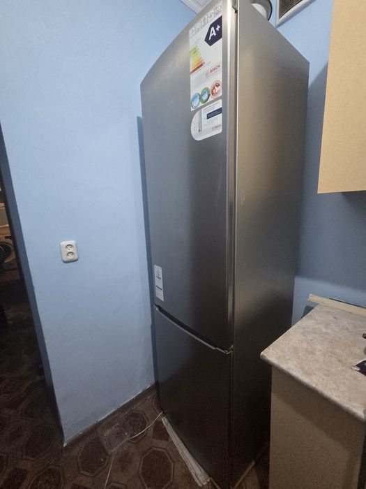 Продам холодильник Bocsh