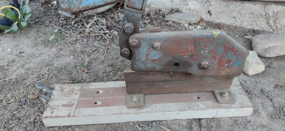 Foarfeca de taiat tabla model mare industrial