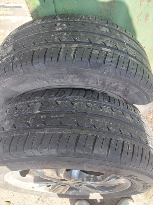 Продам комплект шин с дисками
