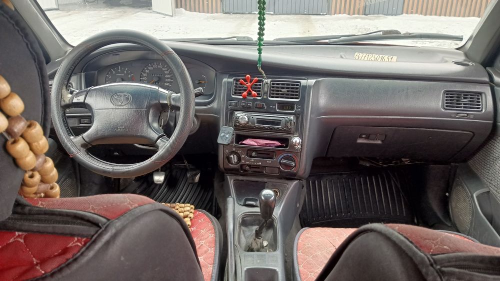 Продам Карина е 1.8