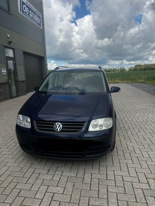 Vand Touran 1.6 Benzina 7 locuri