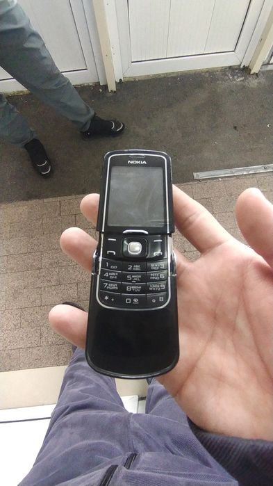 Продам срочно Нокиа 8600 луна