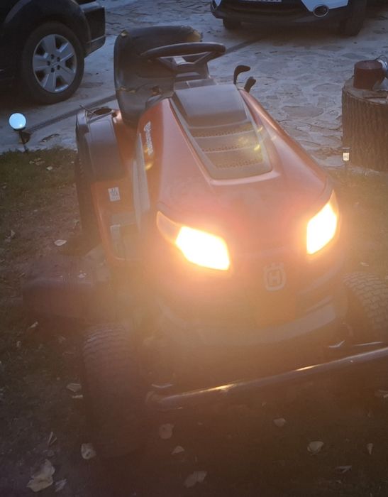 Vand tractoras gazon Husqvarna ts243