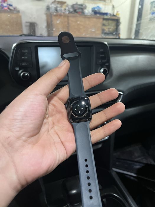 Apple Watch 8 ..