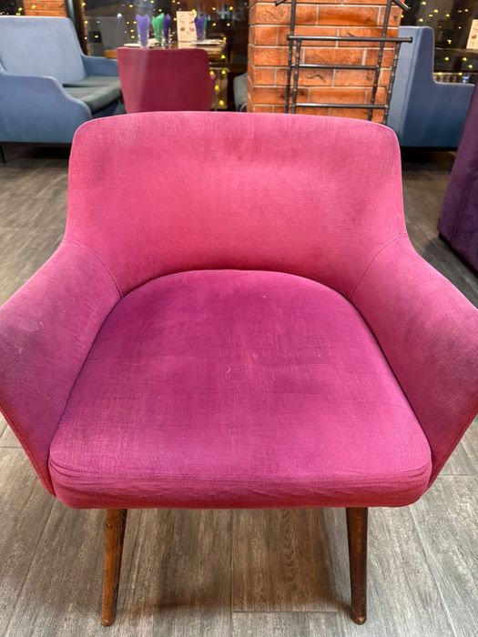 Продам мебель для кафе