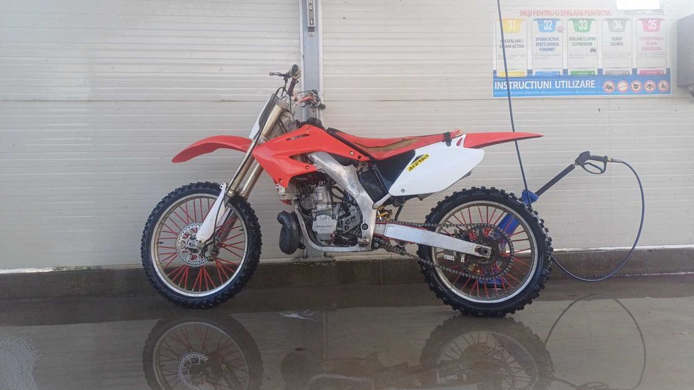 Vand sau schimb cu atv