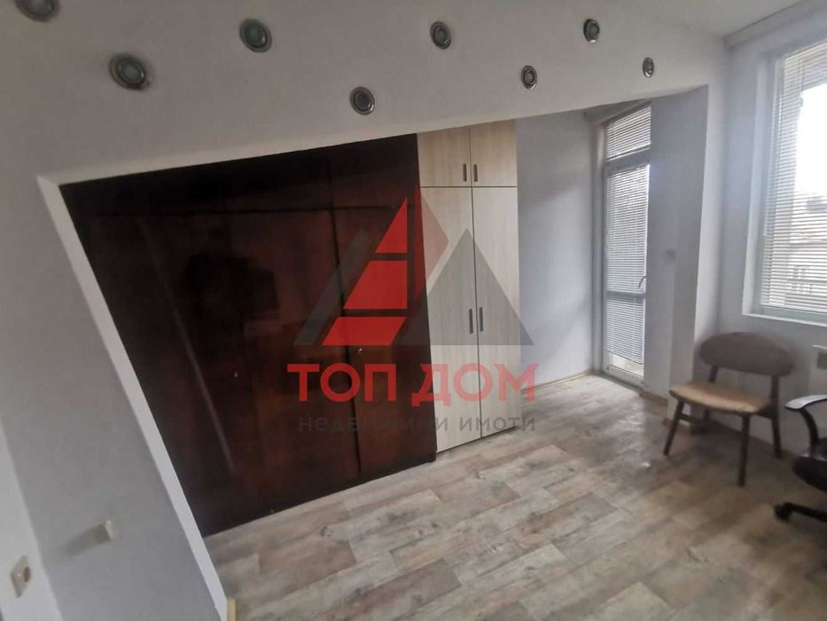 Дава се под наем Двустаен апартамент в Варна, Погреби - 50 кв.м за 306 € - Снимка #9