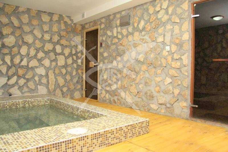 Продава се Хотел в с. Близнак, Област Бургас - 521 кв.м за 576 €/кв.м - Снимка #3