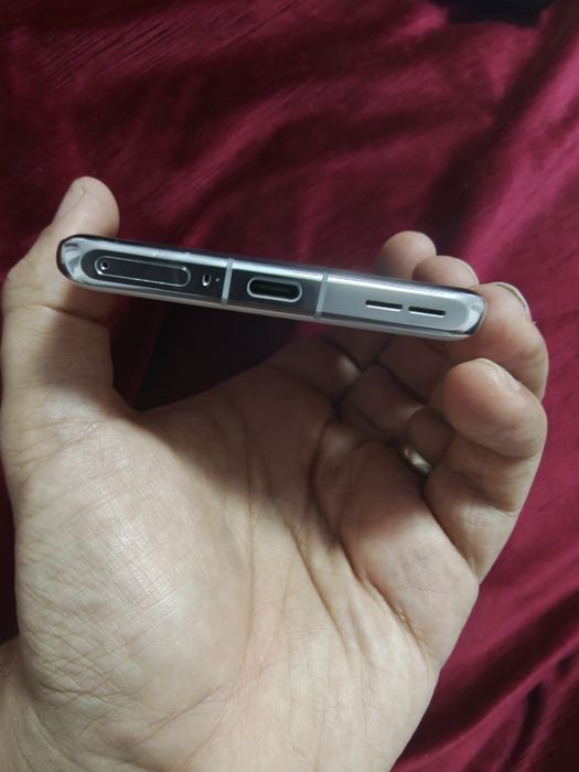 OnePlus 12 White - 24GB RAM / 1TB - Soft Global  Impecabil + Accesorii