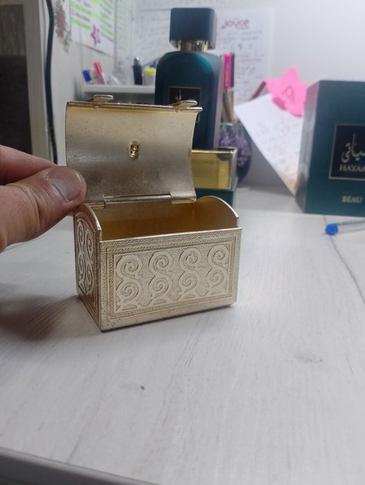 Продам шкатулку антикварное