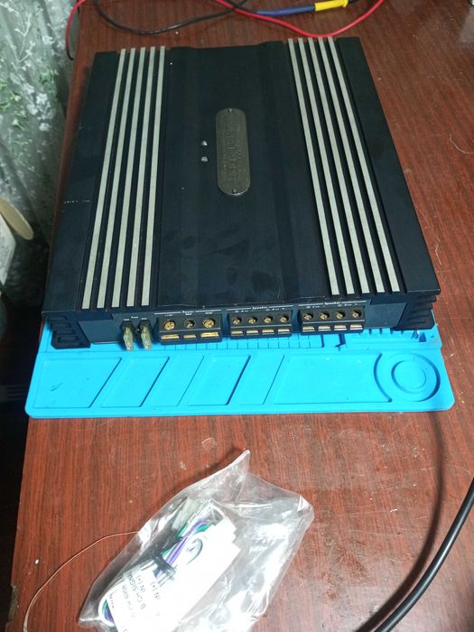 Усилитель автомобильный dls