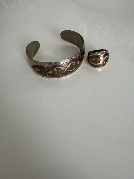 Продам серебро комплект