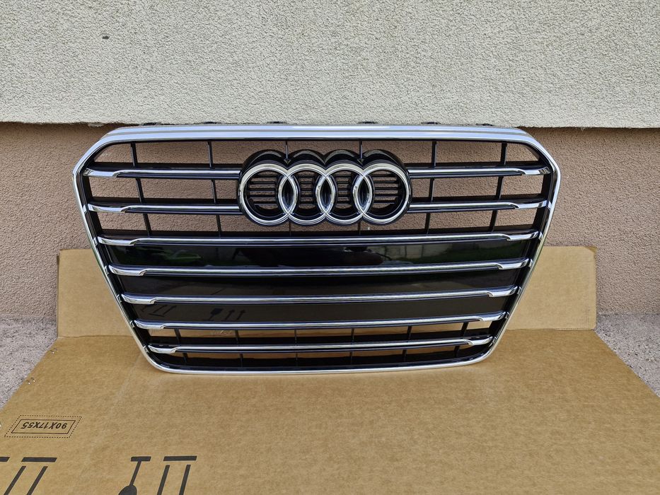 Grila centrala Audi A5 facelift 2011-2016 Noua Originala