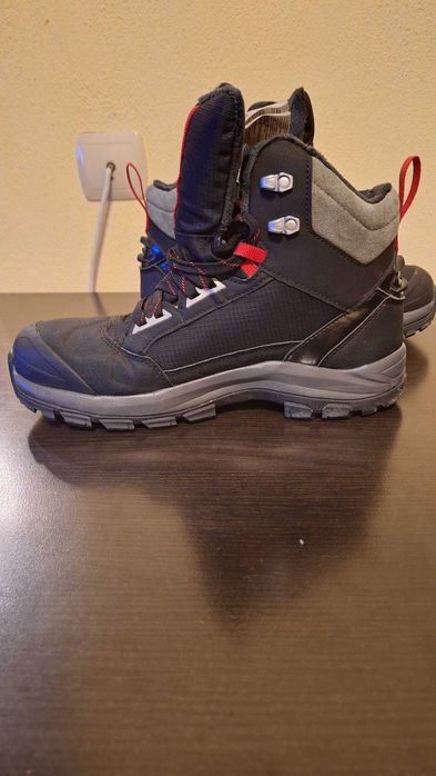 Мъжки зимни туристически обувки Quechua н.42