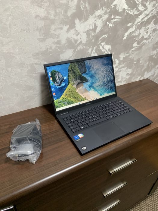 Asus 2024г  (core i5-13gen, 8/256GB SSD, Windows 11) ноутбук