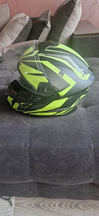 Цяла каска IXS 216