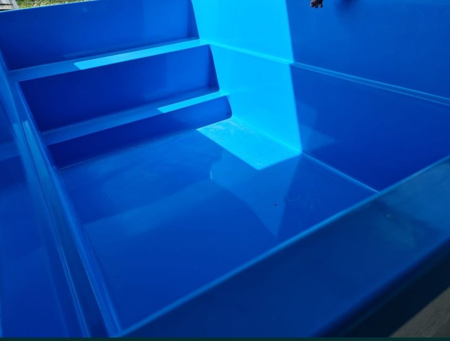 Piscina Minipiscina fibra de sticla 2.2m x 3.75m x 1.2 m
