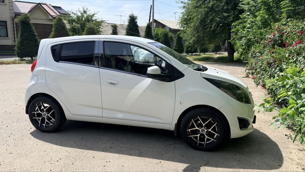Chevrolet spark /2018 2 позиция