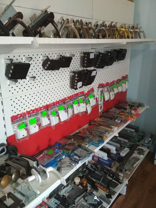 Продам Замки разные